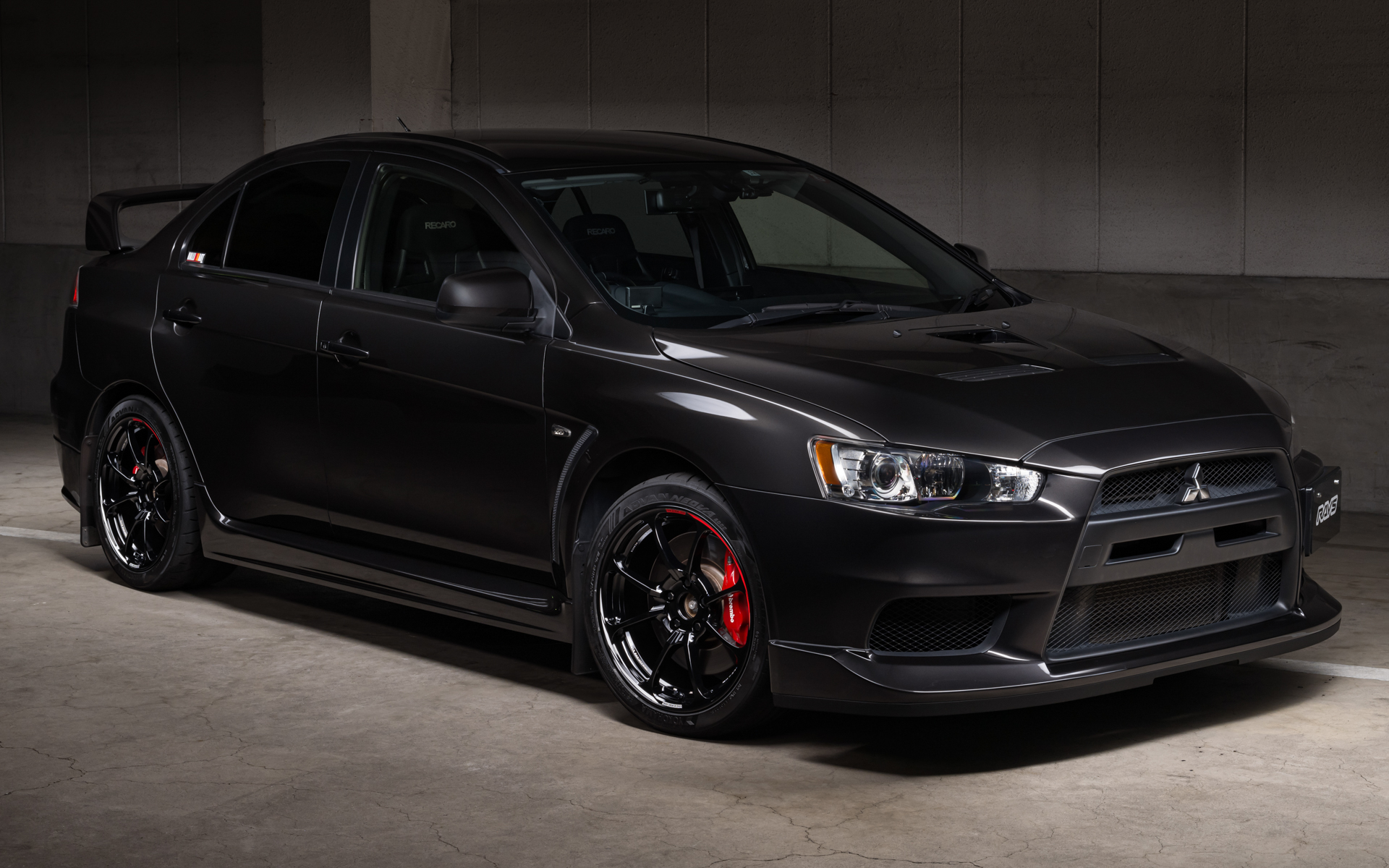 「ボルクレーシング NE24 Club Sport」装着イメージ