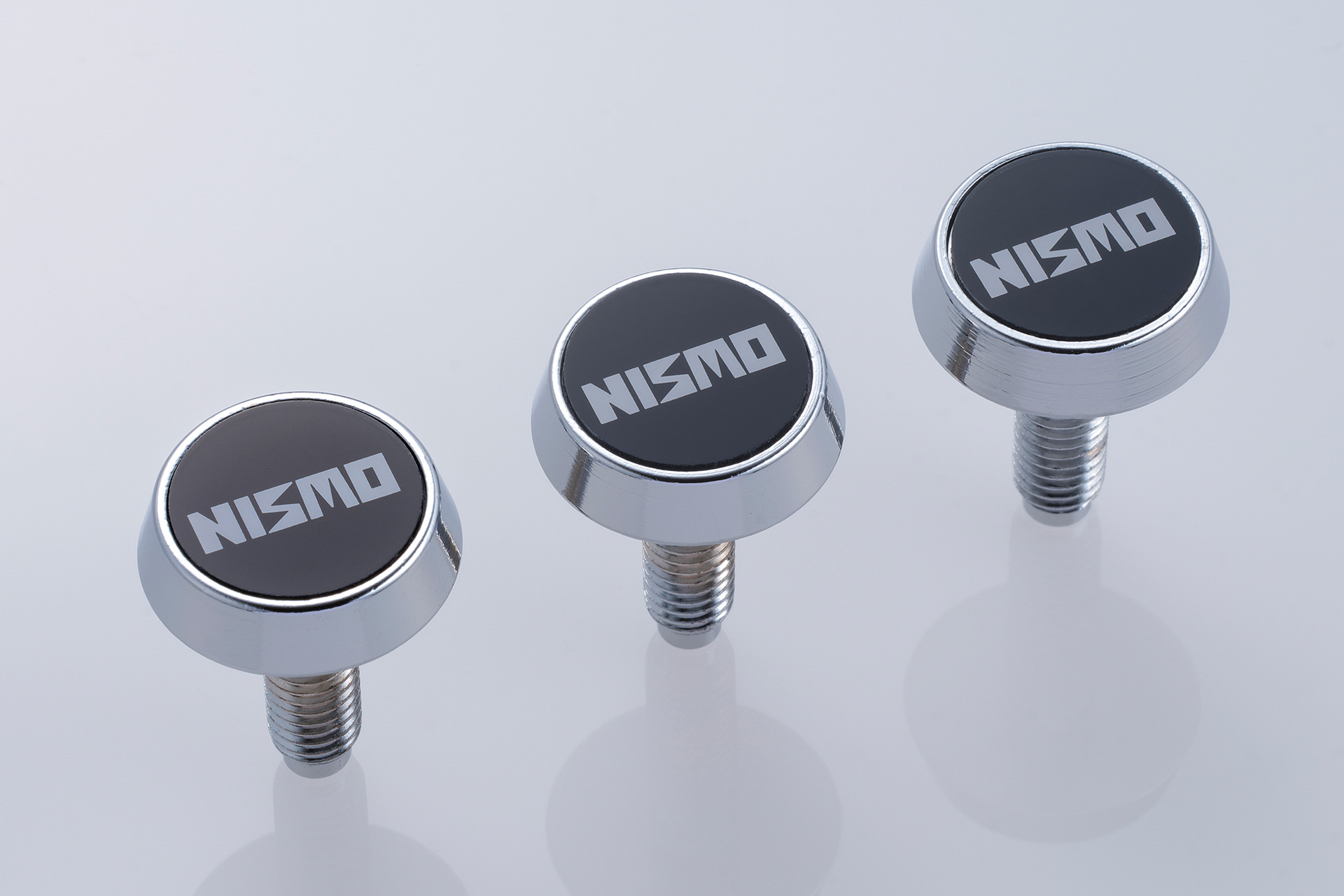 ナンバープレートロック 初代NISMOロゴバージョン