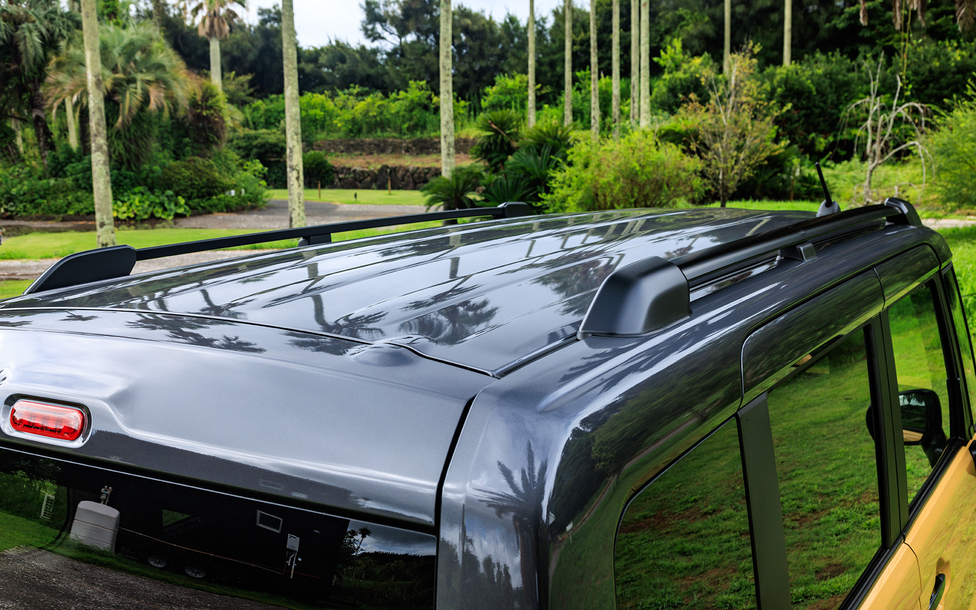 ルーフレールは全車標準装備