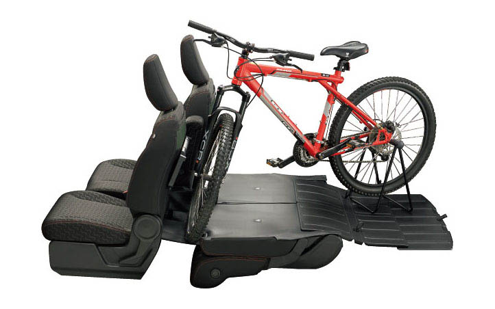 使い方に応じたシートアレンジも可能