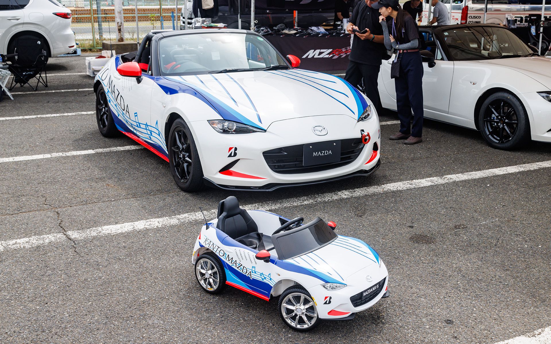 マツダのレース車両展示