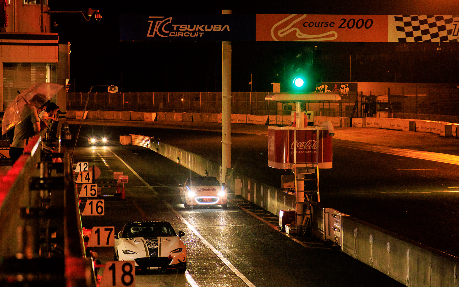 第4ドライバーの石川氏に交代するときはWETレースの宣言も出された