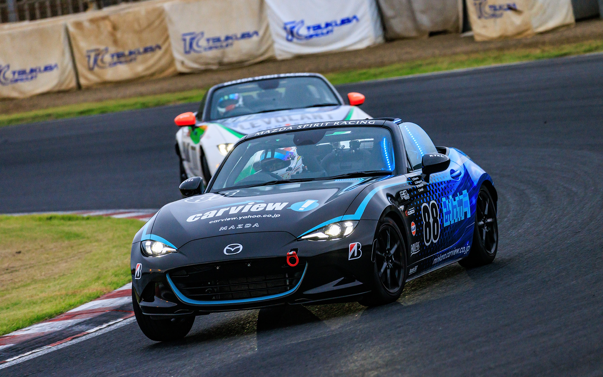 3位のcarview！ロードスター