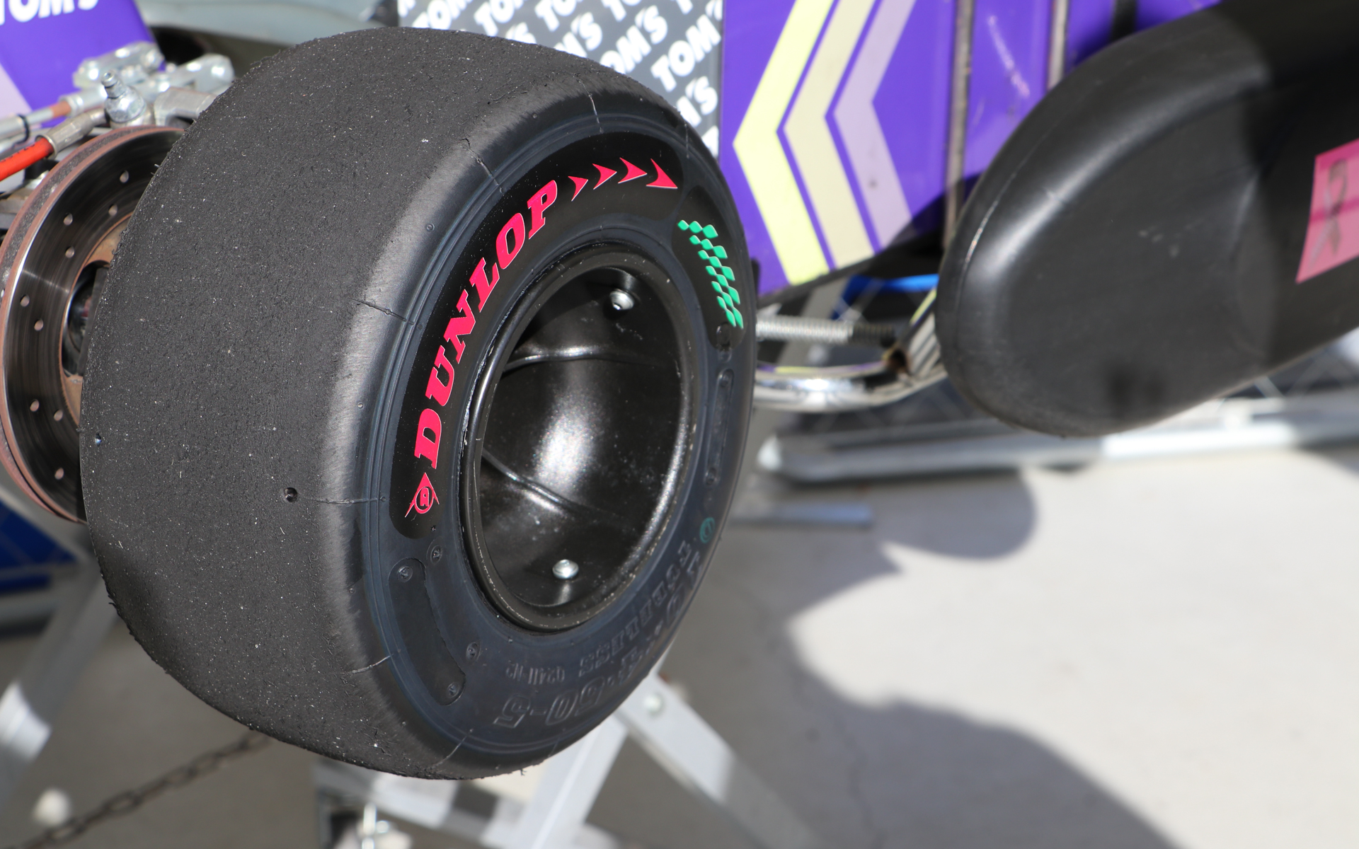 サステナブル原材料比率43％を実現した次世代カートタイヤ