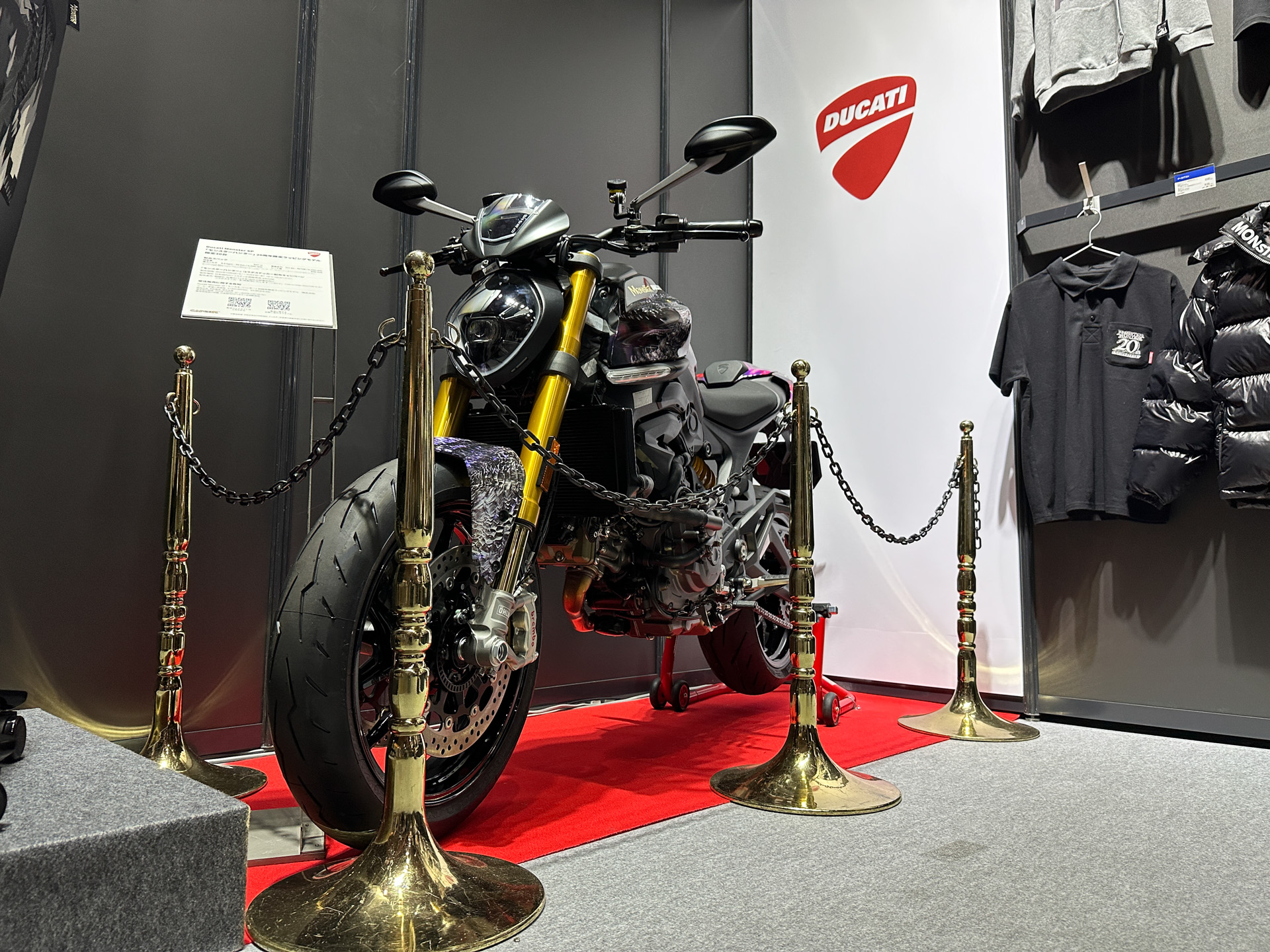 Monster SP「モンスターハンター」20周年限定ラッピングモデル