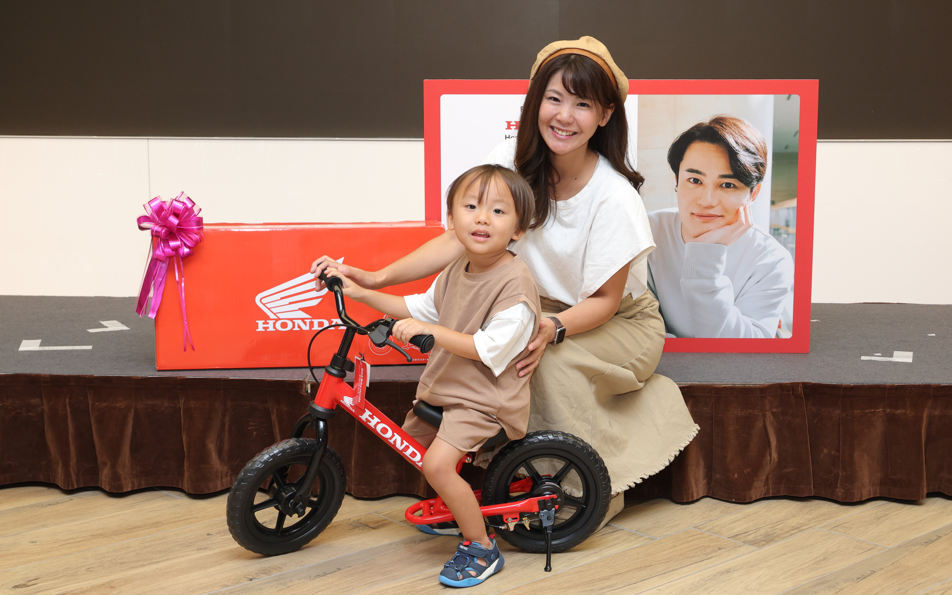 ストライダーが当たったのはママインフルエンサーのMAAMI（長谷川真美）はちきゅう兄弟ママさん