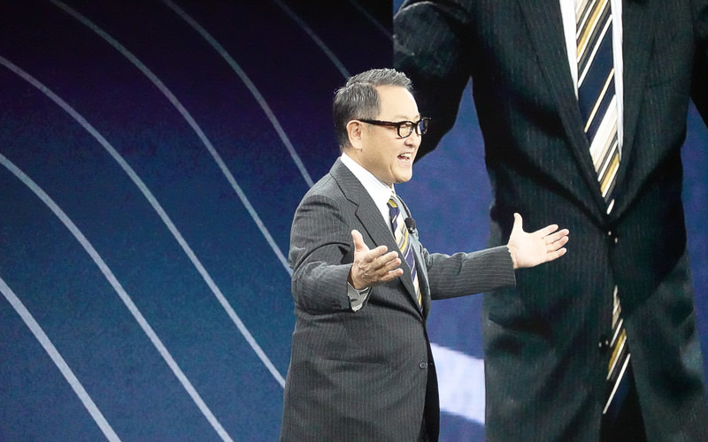CES2020でプレゼンテーションを行なうトヨタ自動車 豊田章男社長（当時）