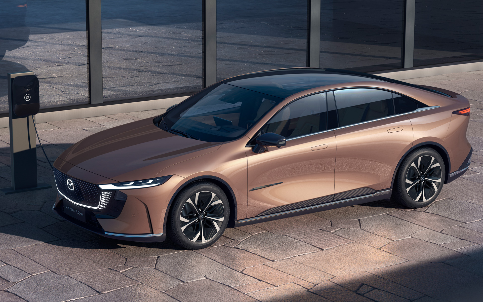 4ドアセダンの新型電動車「EZ-6」