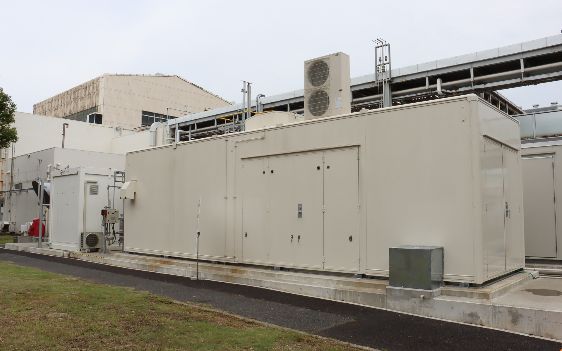 水素やCO2を作り出す「原料供給エリア」