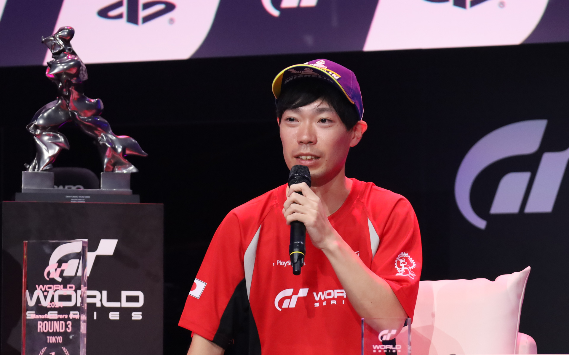 東京大会の「マニュファクチャラーズカップ」で、チーム「レクサス」として参戦した川上奏選手が優勝