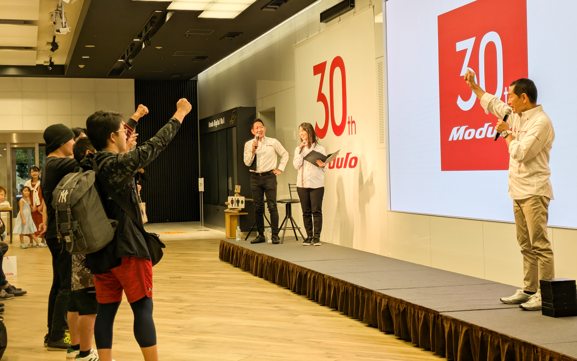 イベントの最後には景品が用意され、ジャンケン大会が行なわれた