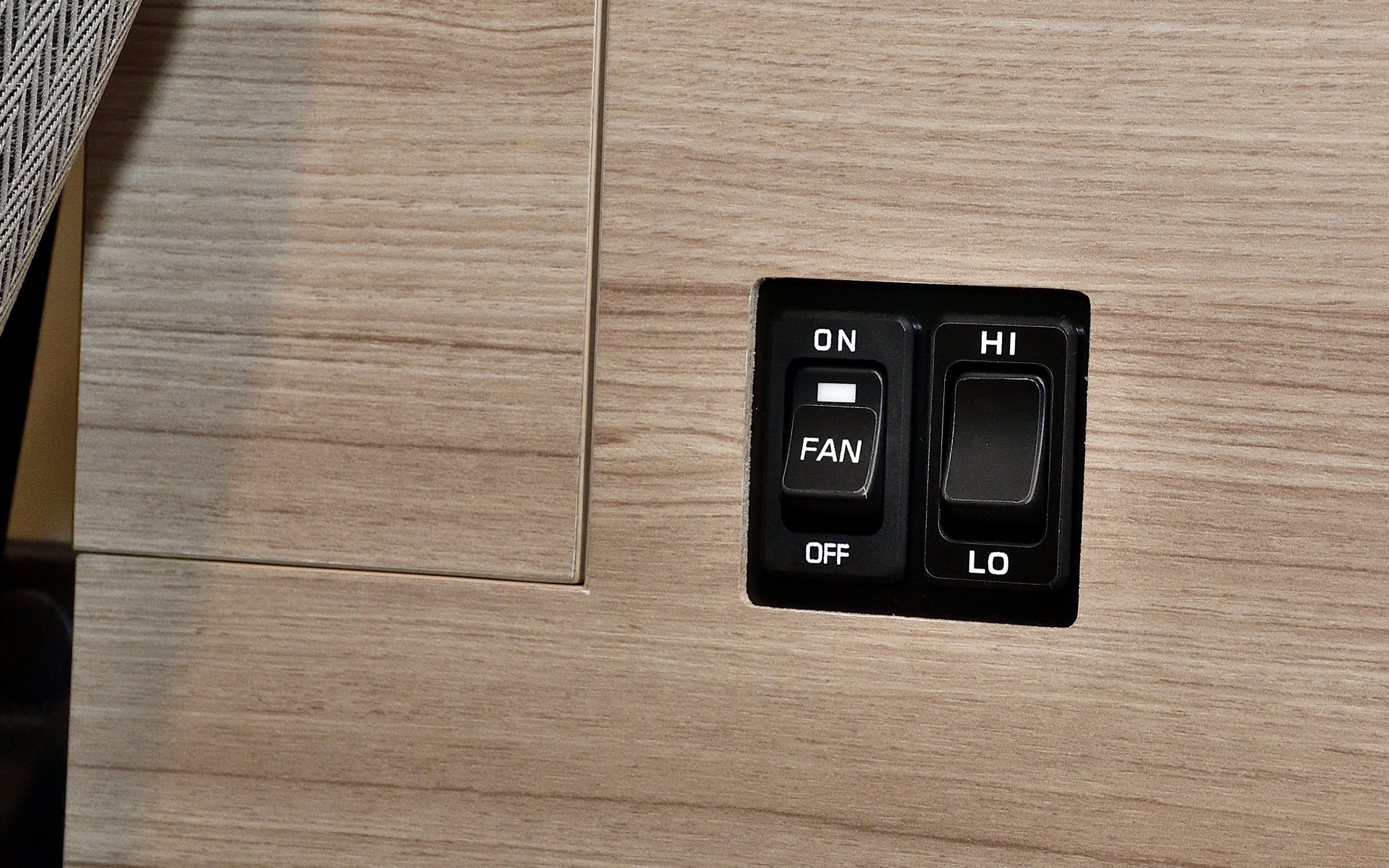 換気扇のスイッチも完備