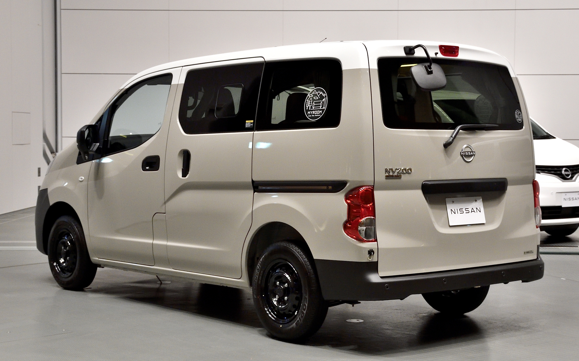 「NV200バネット マイルーム」リアビュー