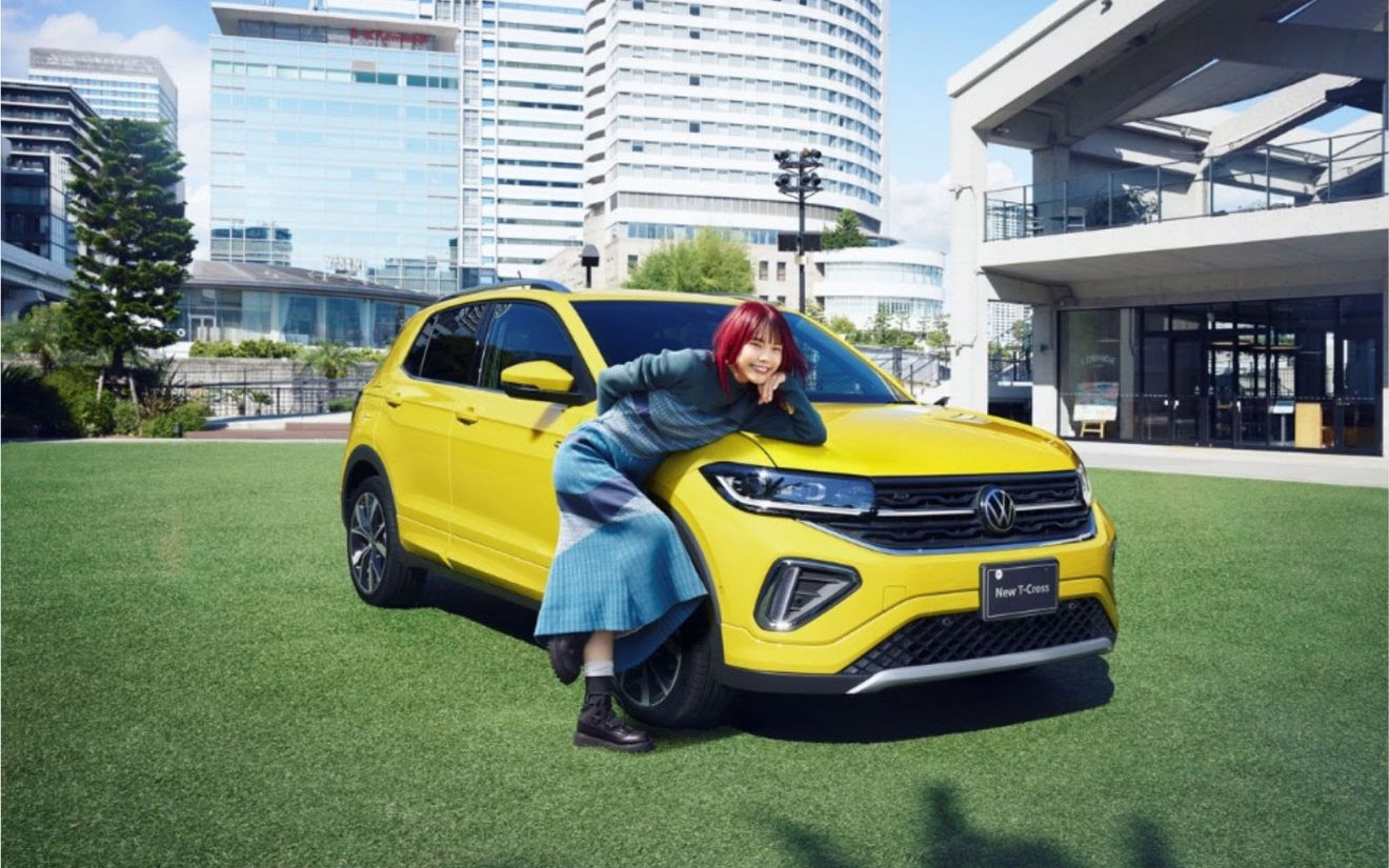 新型T-CrossとAiNA THE ENDさん