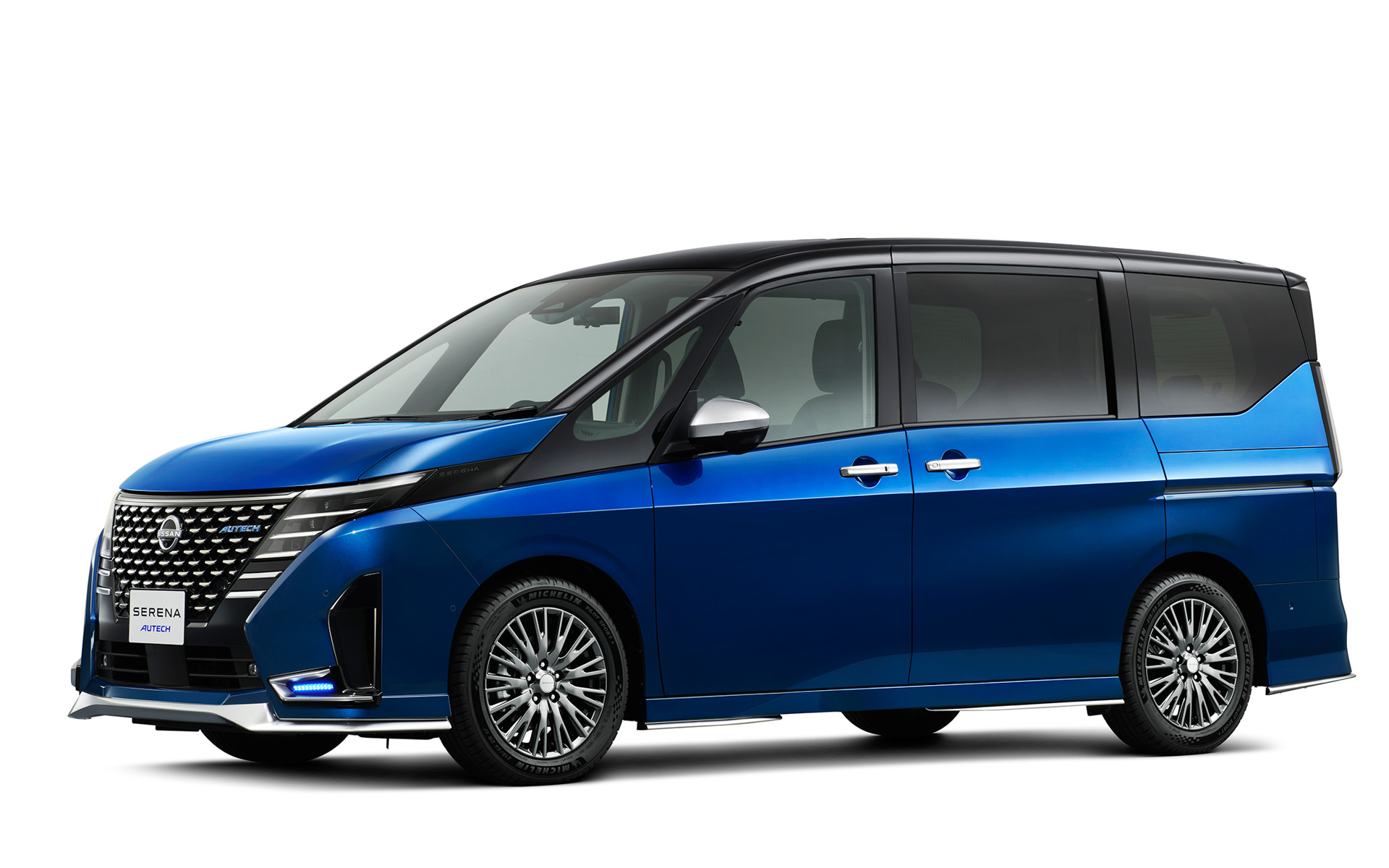 セレナ「AUTCH SPORTS SPEC」