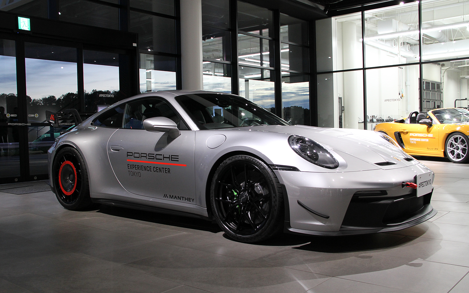 「ポルシェマンタイパフォーマンスキット」を装着した911 GT3