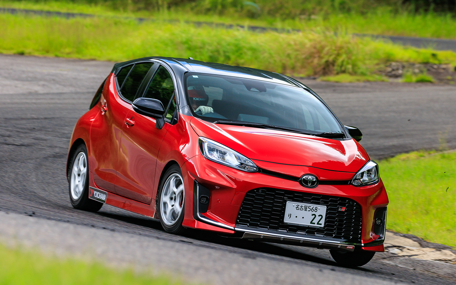 アクアのラリー車にも乗った