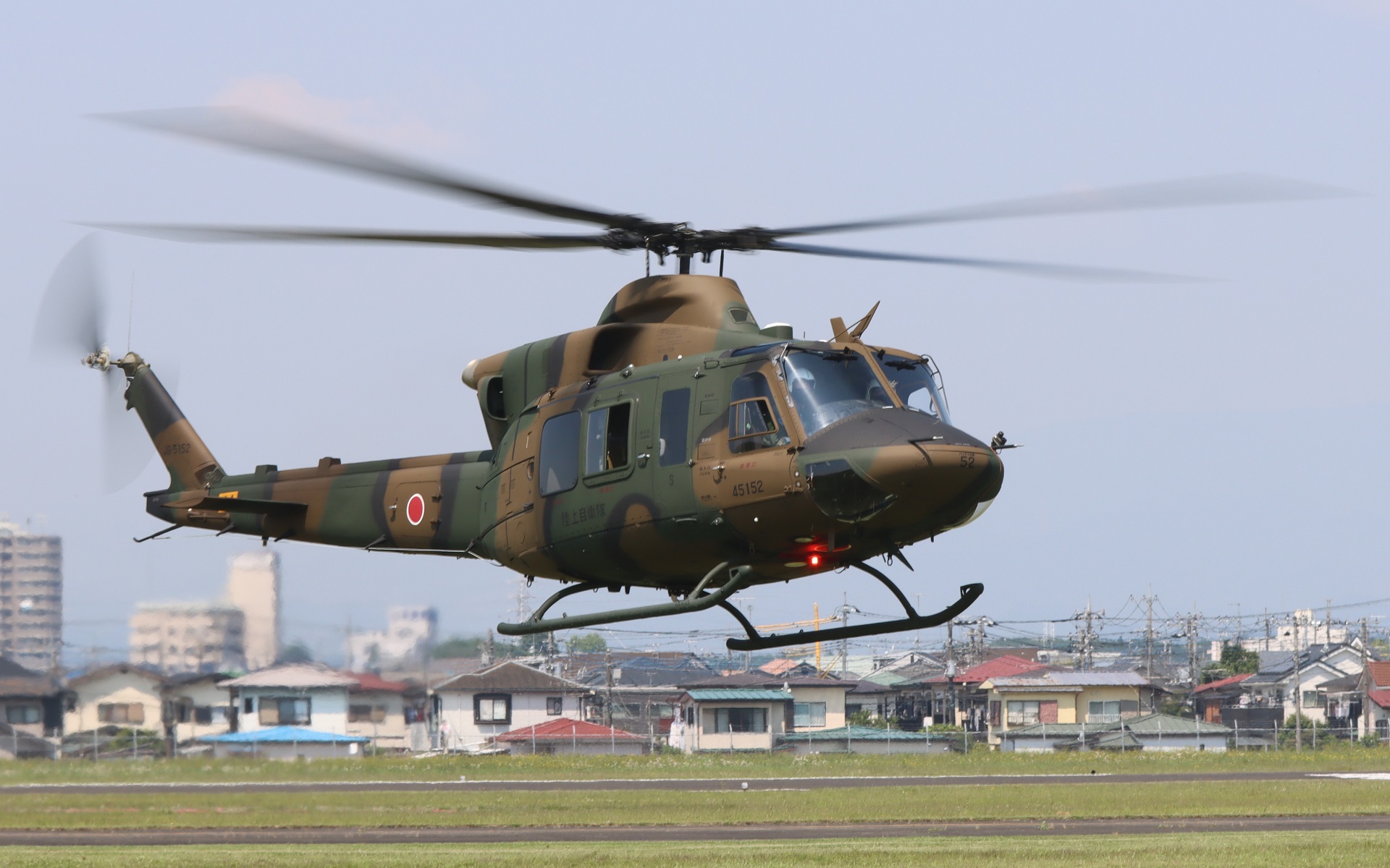 陸上自衛隊多用途ヘリコプター「UH-2」