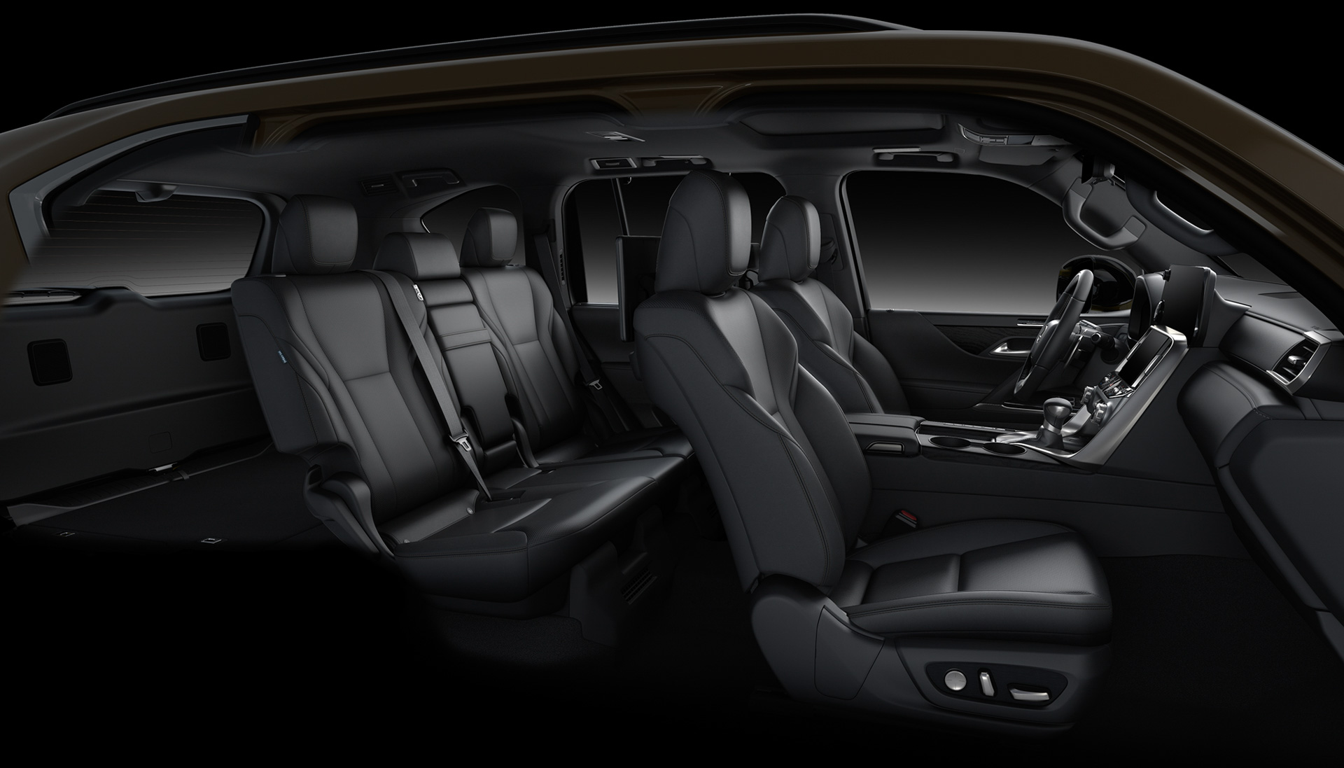 専用装備と内外装色を施した“OVERTRAIL”