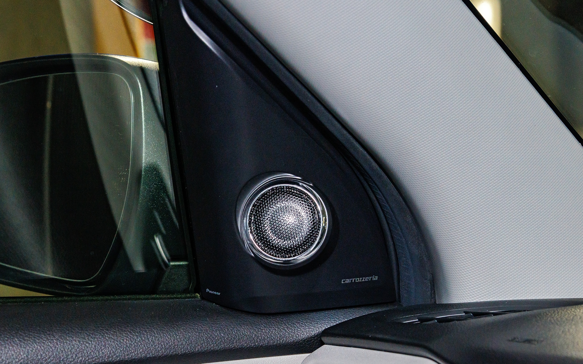 後述する専用ツイーター