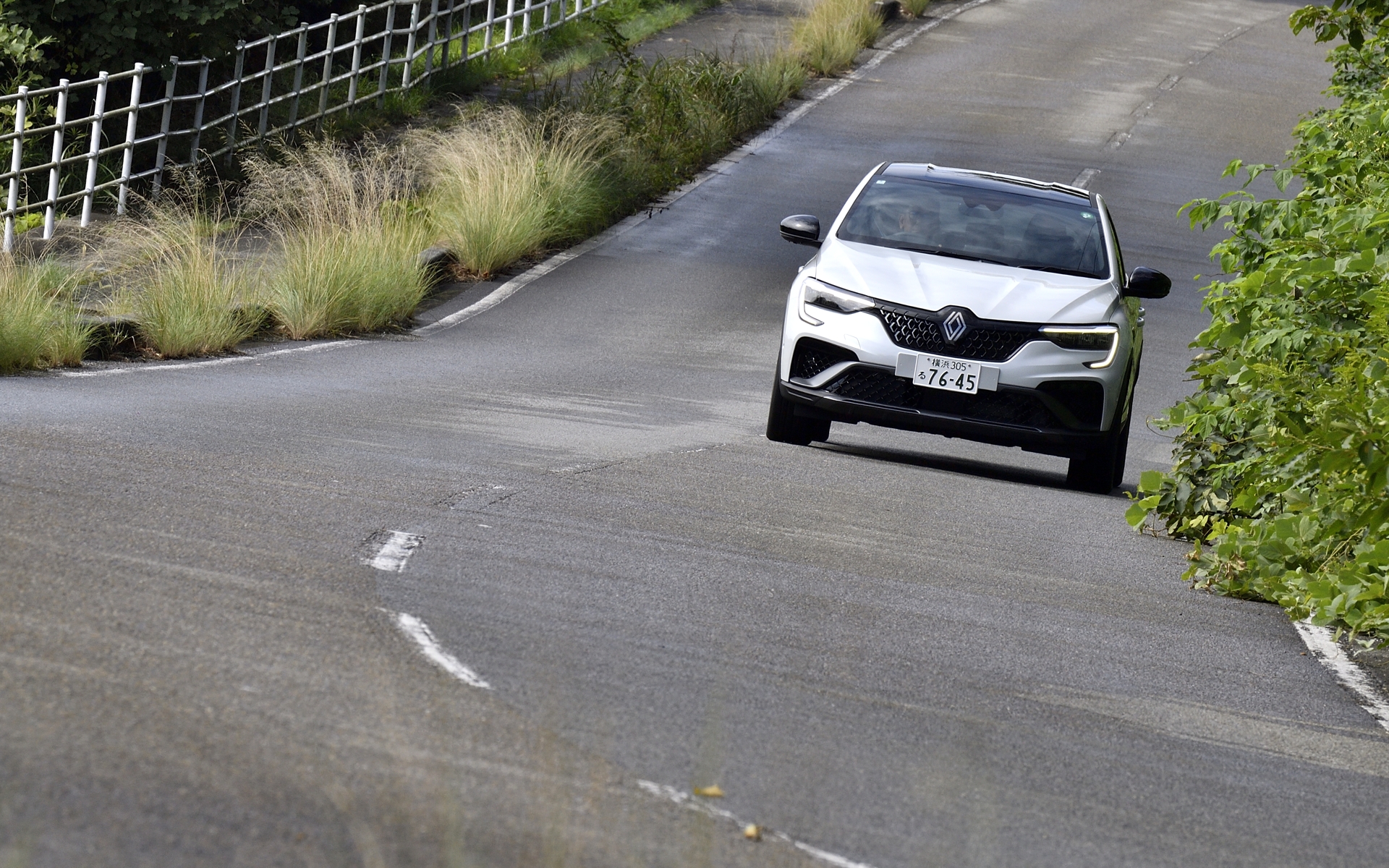 アルカナ エスプリ アルピーヌ E-TECH フルハイブリッド