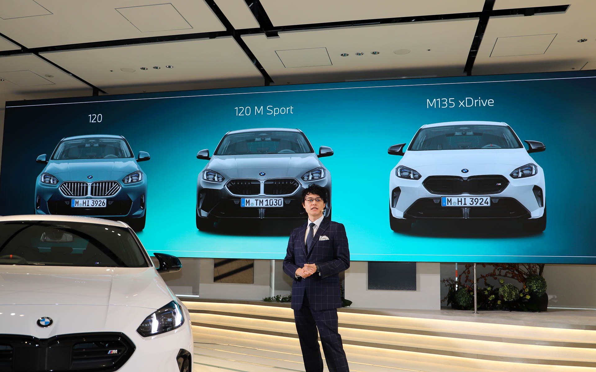 キドニーグリルのデザインはグレードによって異なる