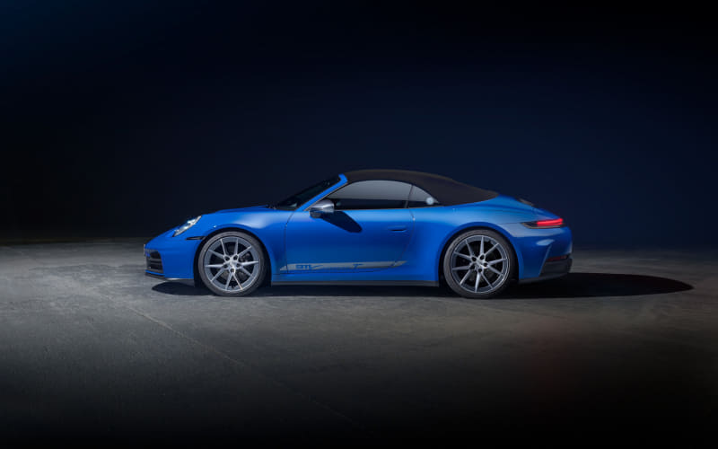 UTモデル　ポルシェ911 カレラ ポルシェ、6速MT専用モデル新型「911カレラT」予約受注開始