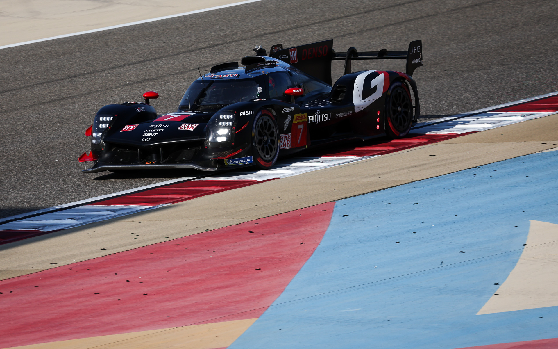 ドライバーズタイトルの可能性を残していた7号車は、速さは見せたもののリタイヤに