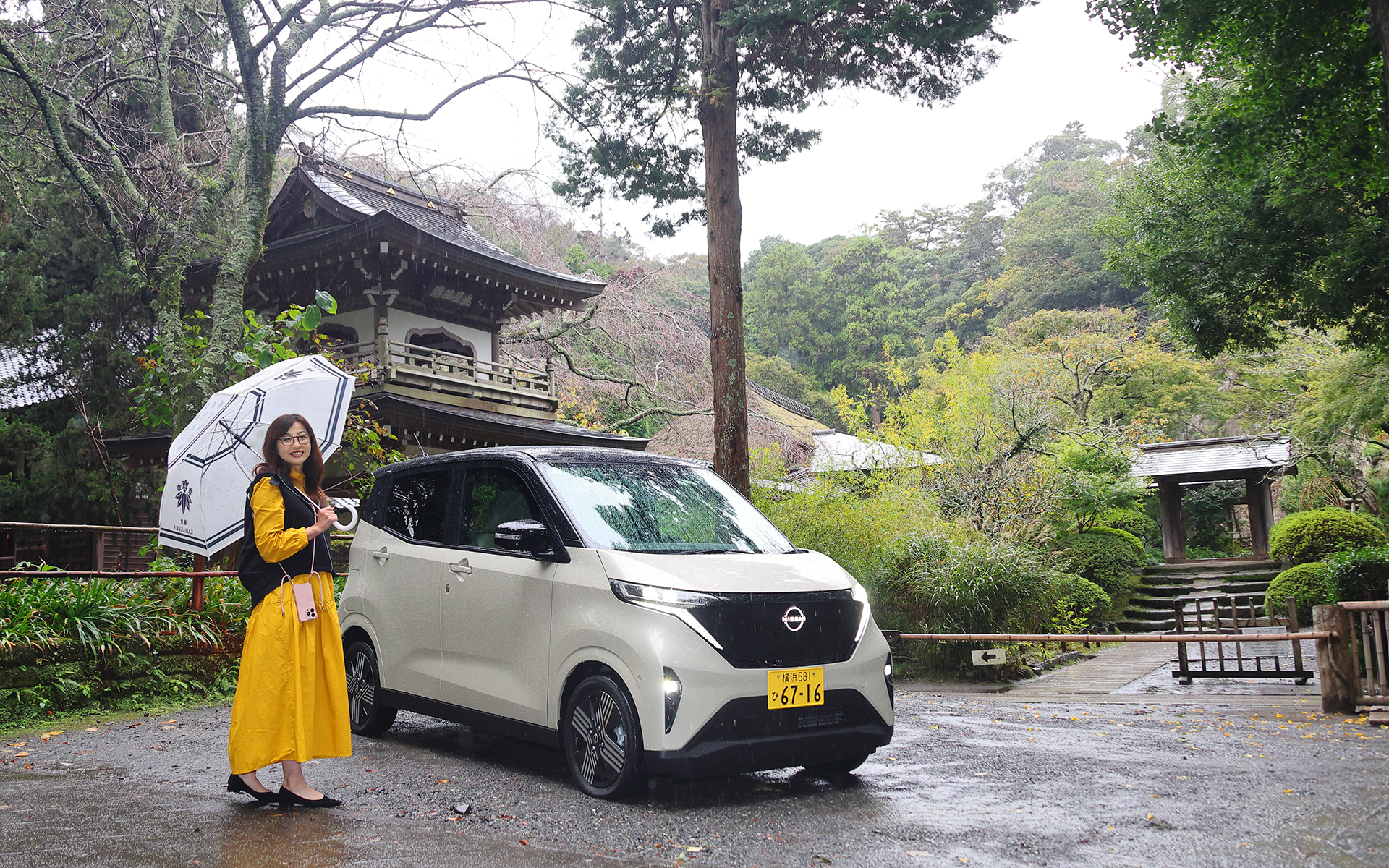 歴史のある浄智寺（じょうちじ）は静かな場所で心が癒されました。拝観時間は9時～16時半で無休（天候により休止の場合あり）、拝観料は大人300円、小人（中学生以下）100円