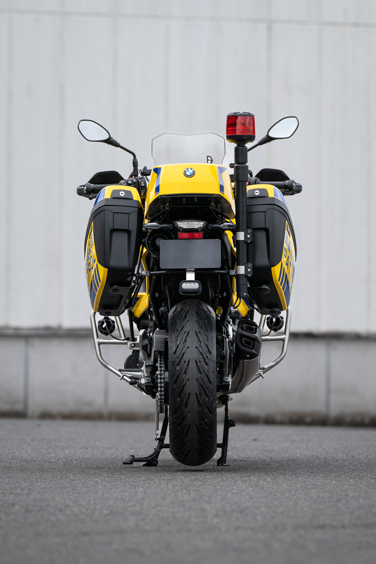 首都高速道路バイク隊の新型車両「F900XR POLICE仕様」