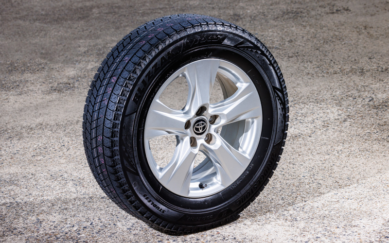 スタッドレスタイヤ【ブリヂストン ブリザックVRX2】松山市近郊で