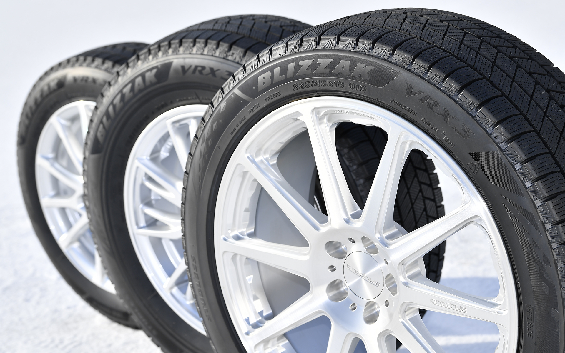 すべてに妥協がないブリザック VRX3をぜひ試してみてほしい