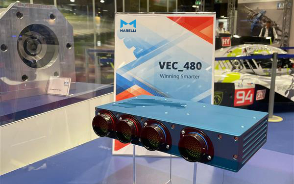 AIベースの電子制御ユニット「VEC_480」