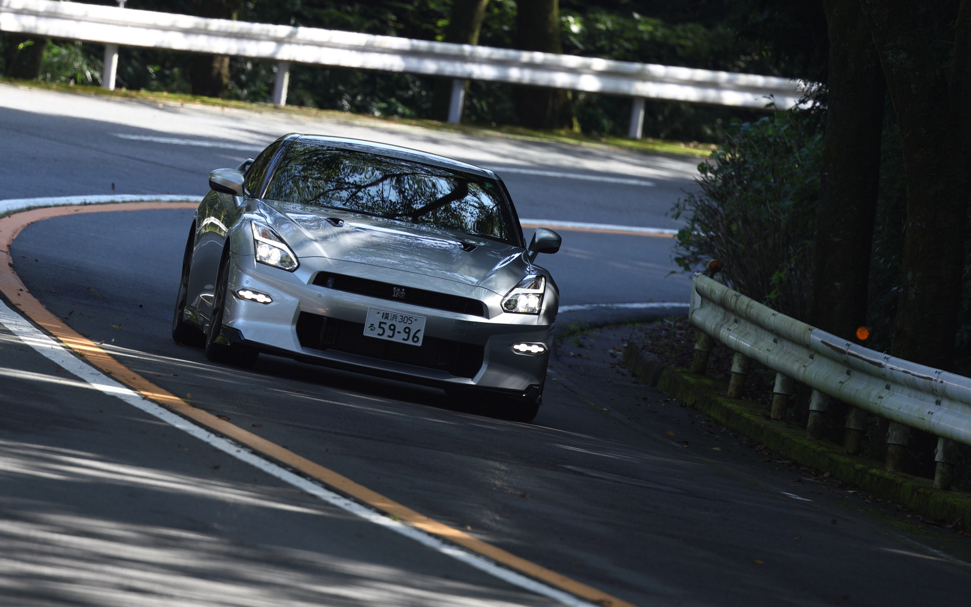 軽快でスッキリとした回頭感軽快でスッキリとした回頭感を実現している