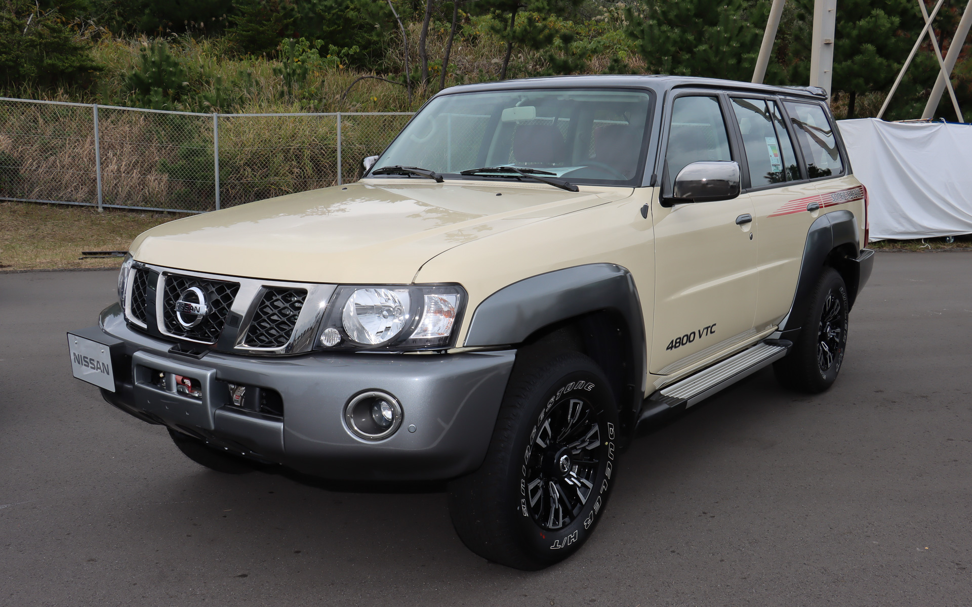 海外向け車両のカスタムカーの一例として展示された「パトロール スーパーサファリ」