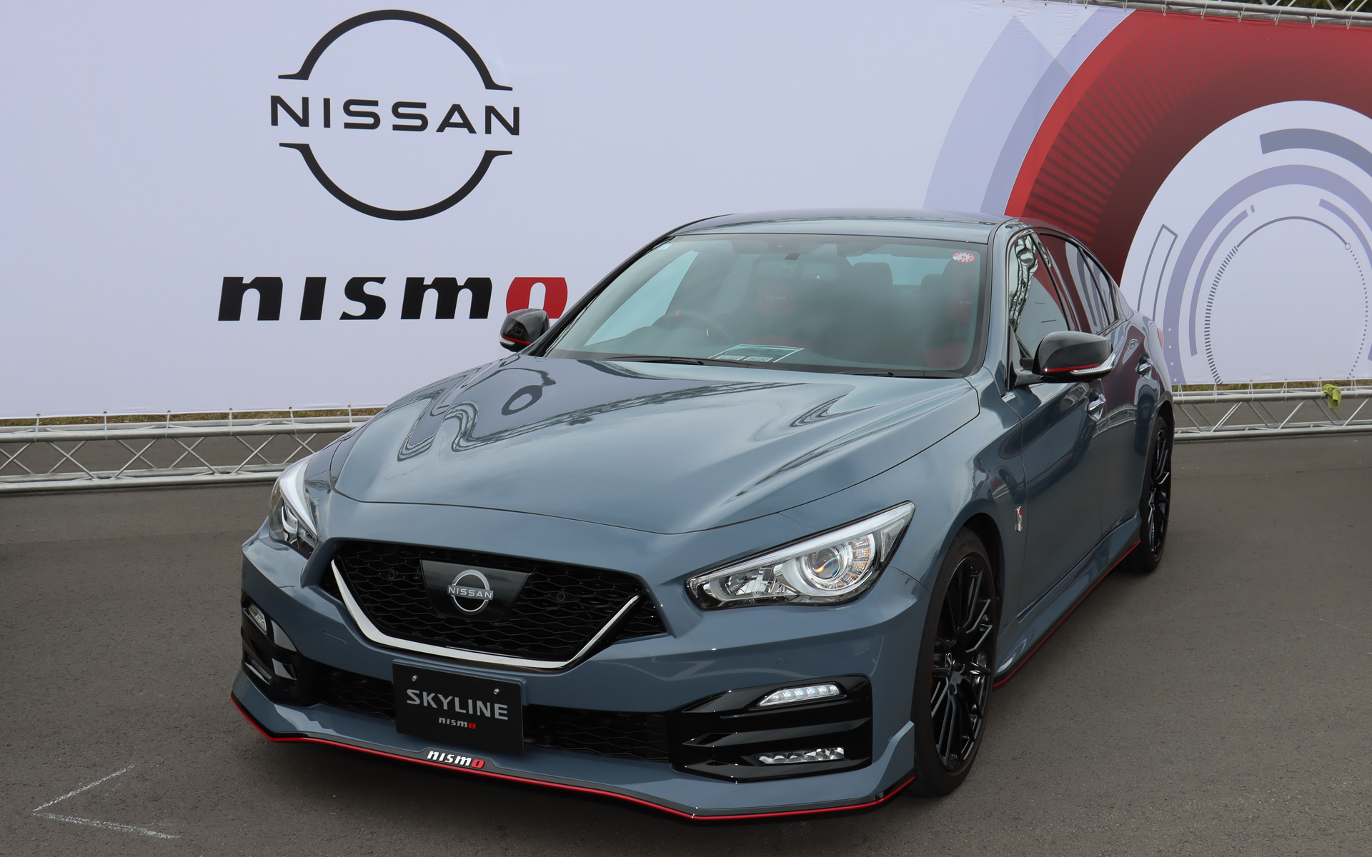 「スカイライン NISMO」