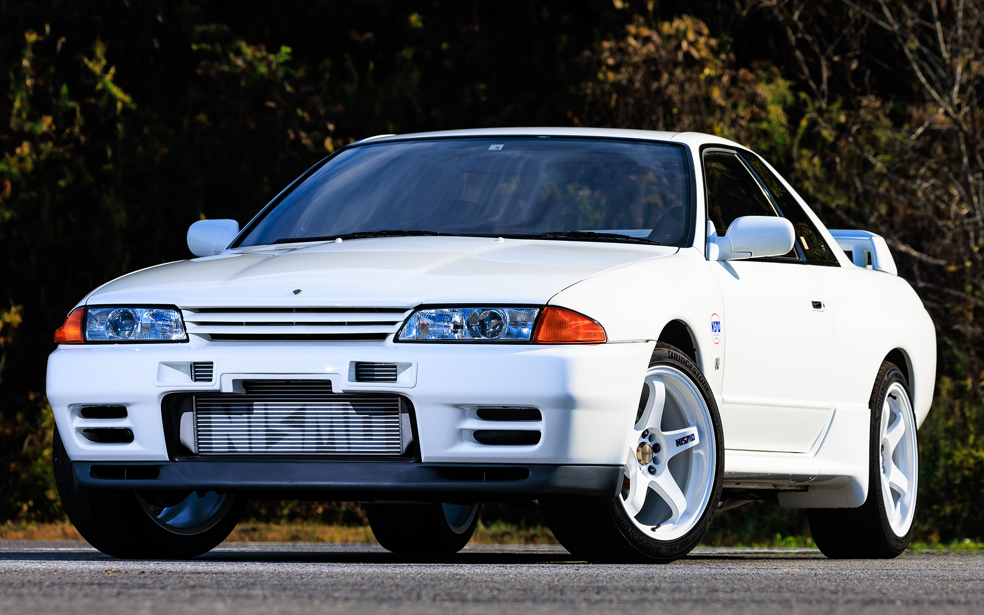 試乗会会場に展示されたスカイライン GT-R（R32型）。2024年にNISMOは40周年を迎え、受注期間限定で40周年記念パーツをリリース。この40周年記念パーツ装着車となる