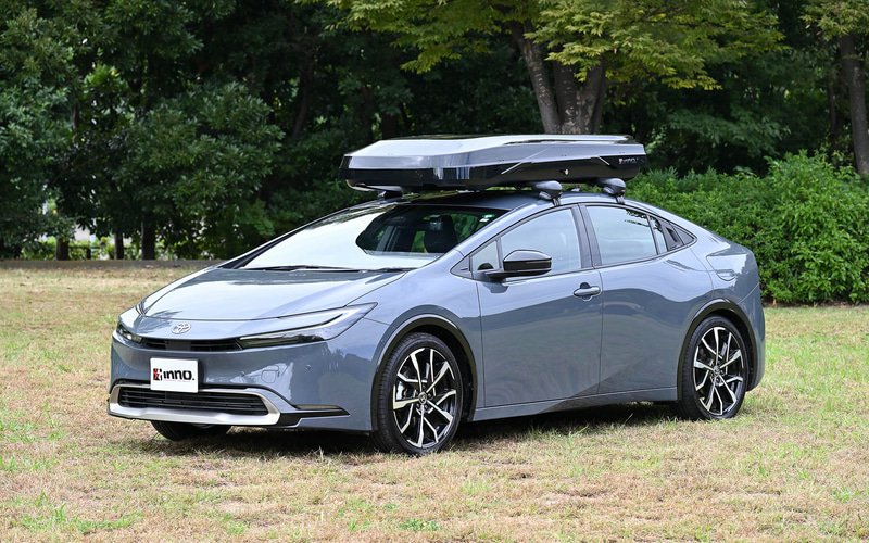 カーメイト、約400Lの容量を確保した「イノー ルーフボックス 850