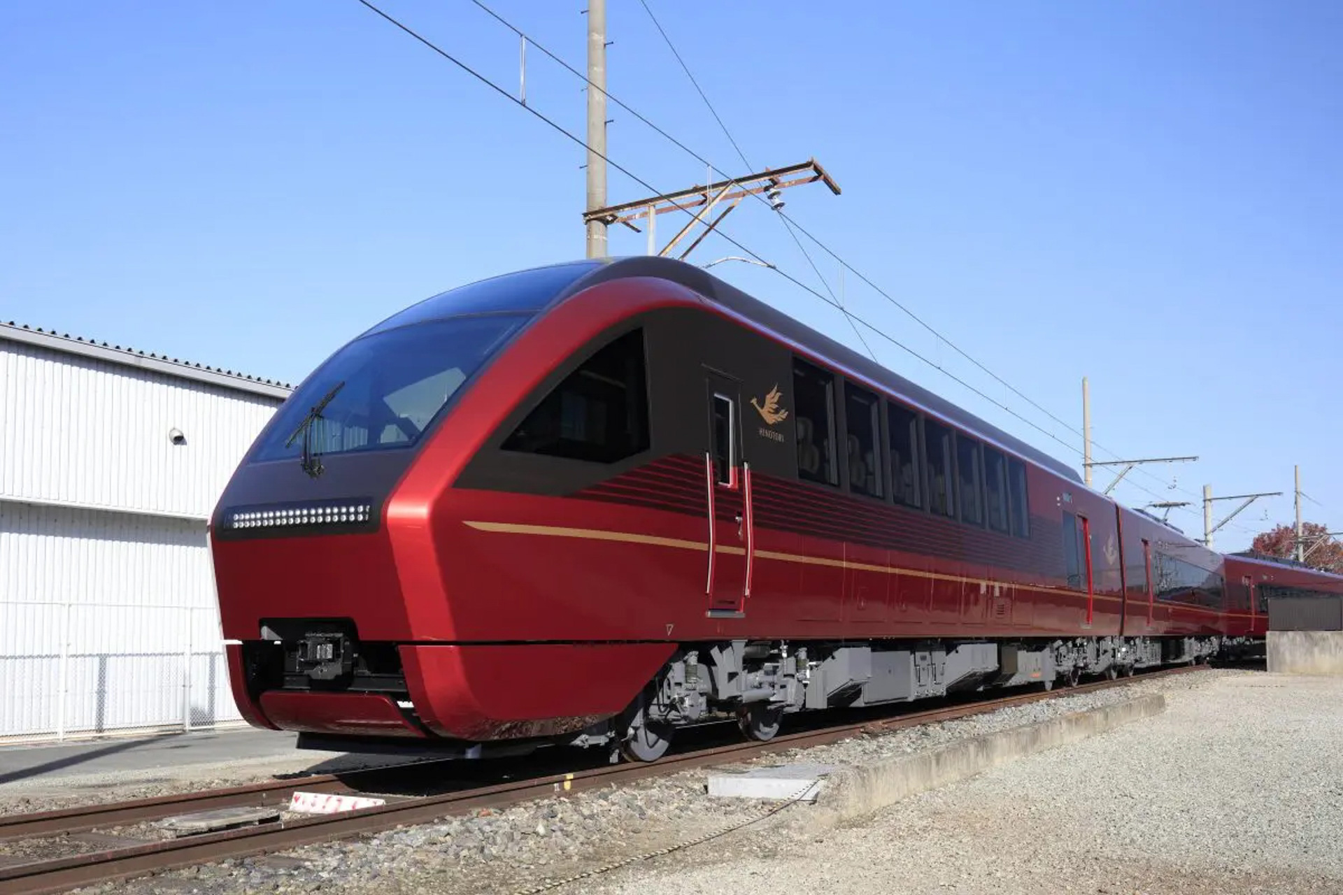 大阪難波～近鉄名古屋間（ひのとり）