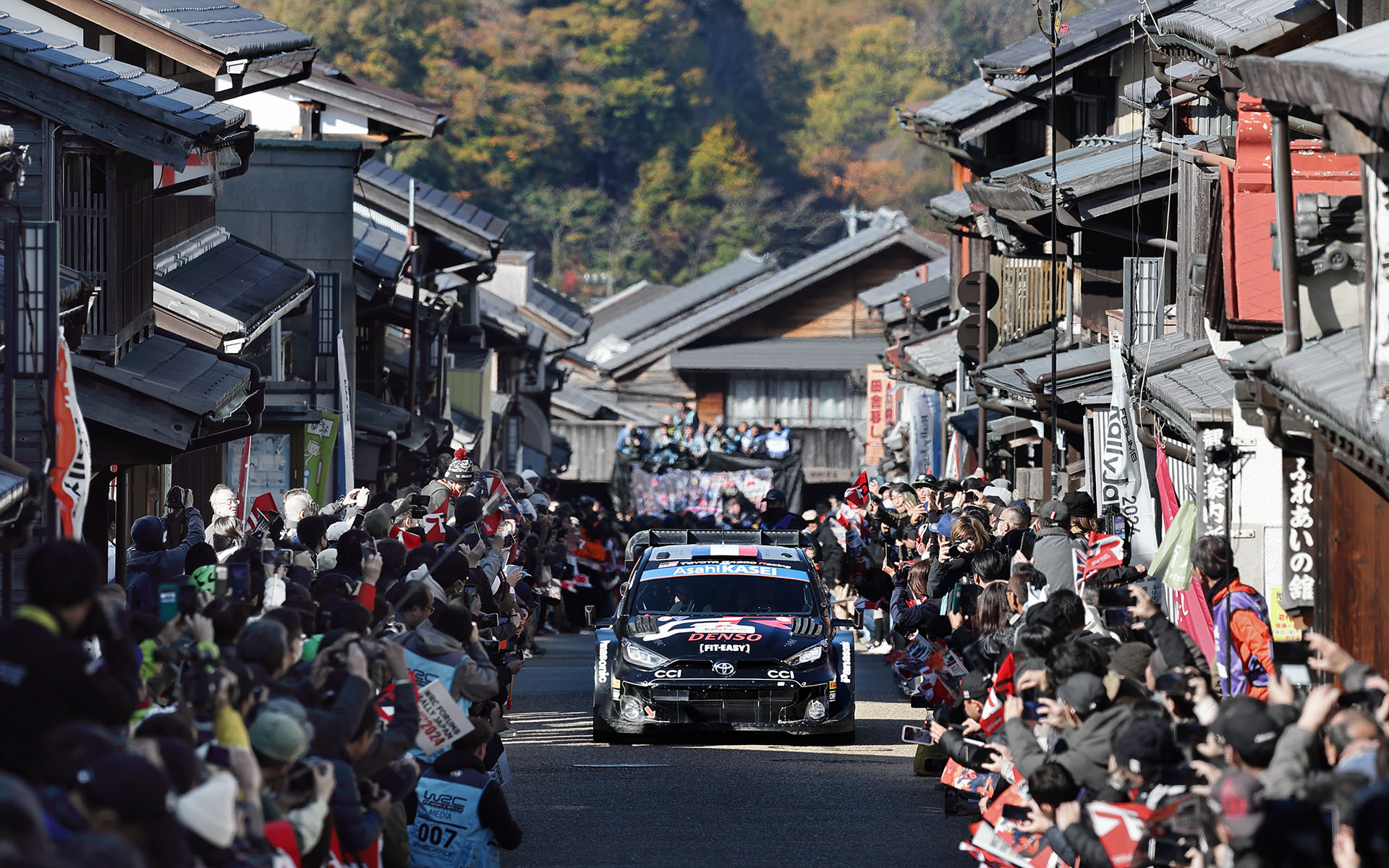 2024年11月21日～24日に期間された「ラリージャパン2024」の現場を、写真でお届けする