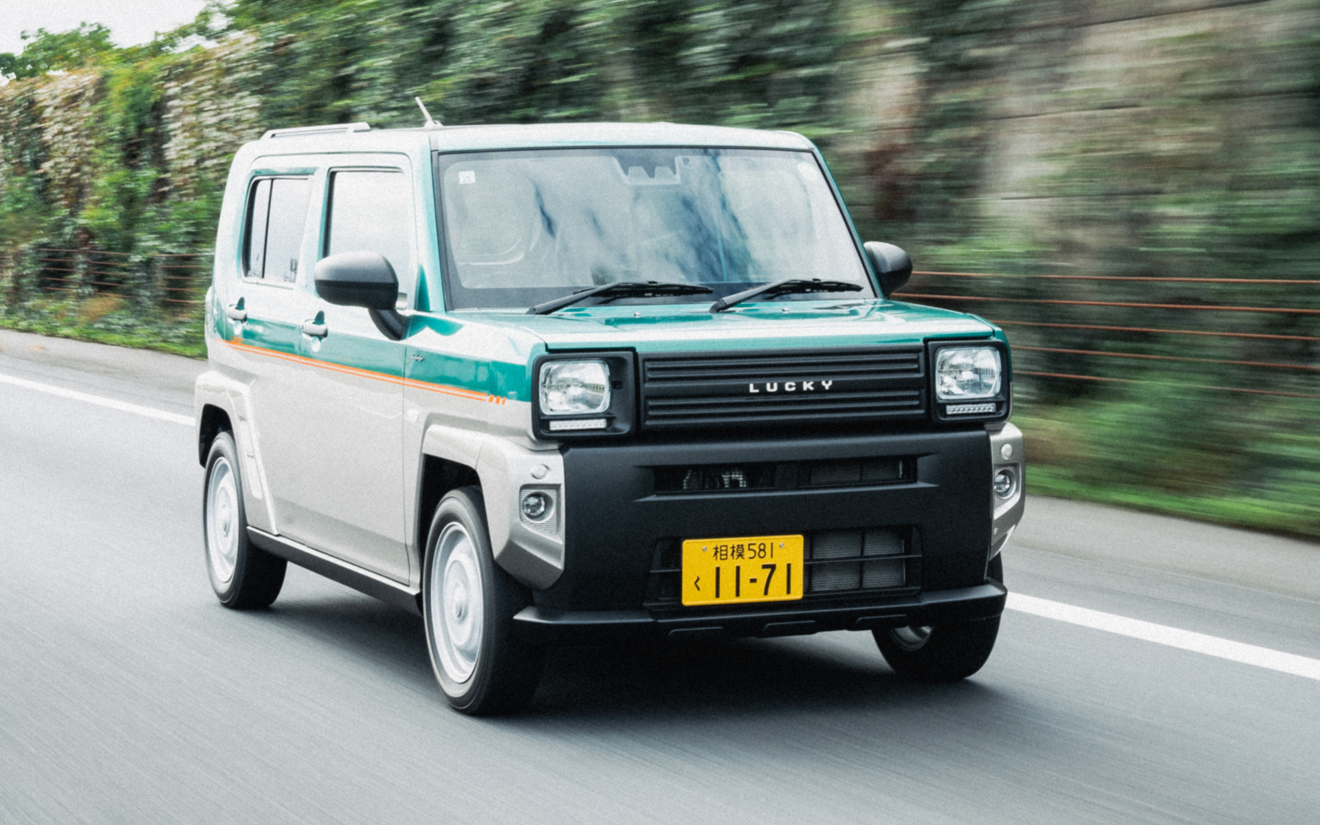 ダムドのダイハツ「タフト」用新作ボディキット「TAFT LUCKY」