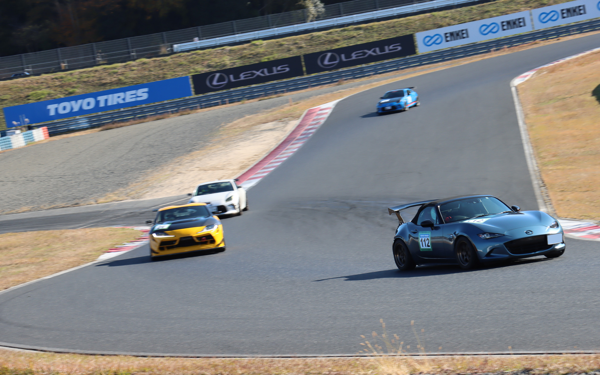 Bクラス（中級）参加者のコース走行シーン