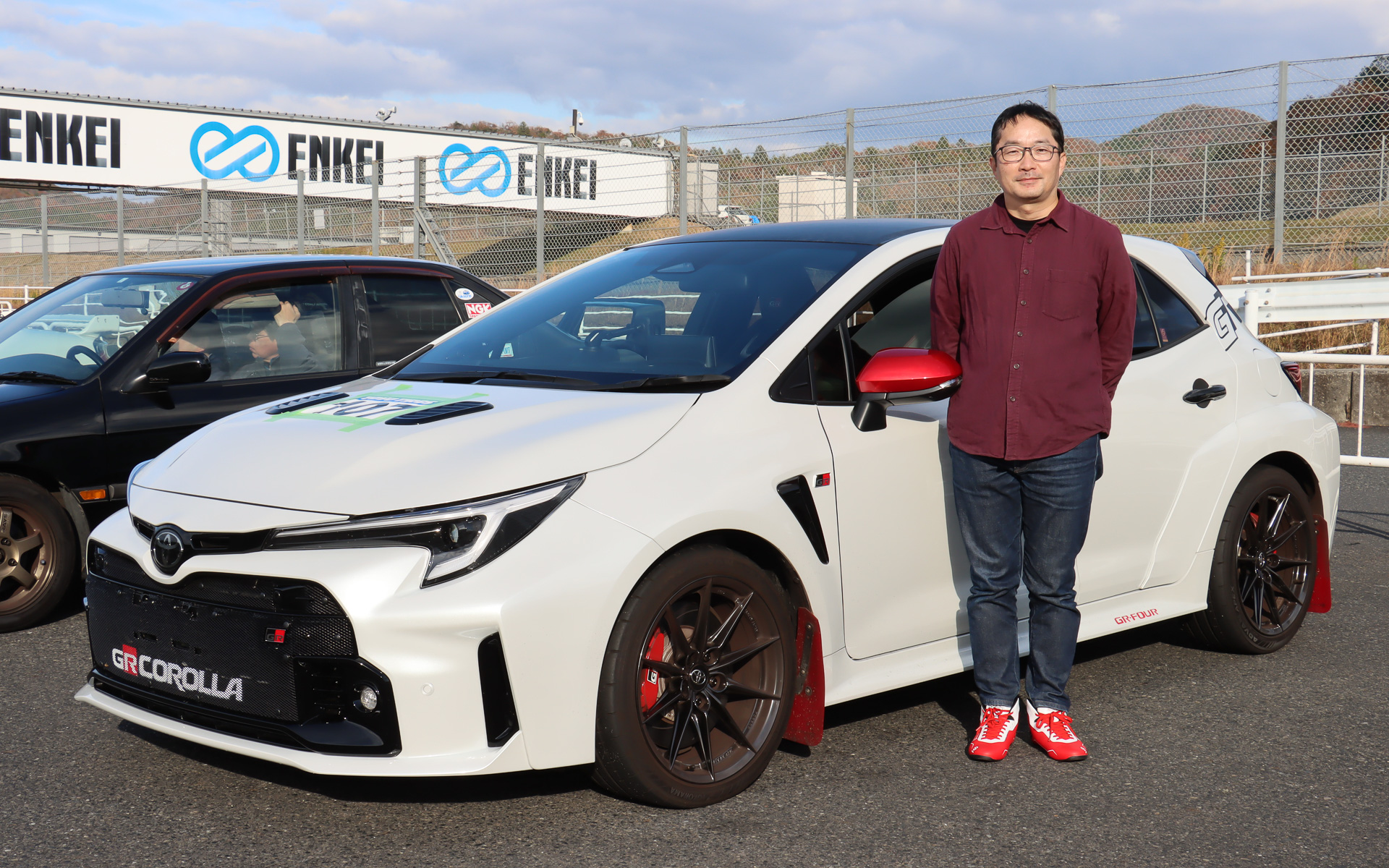 keiさんと愛車のトヨタ・GRカローラ