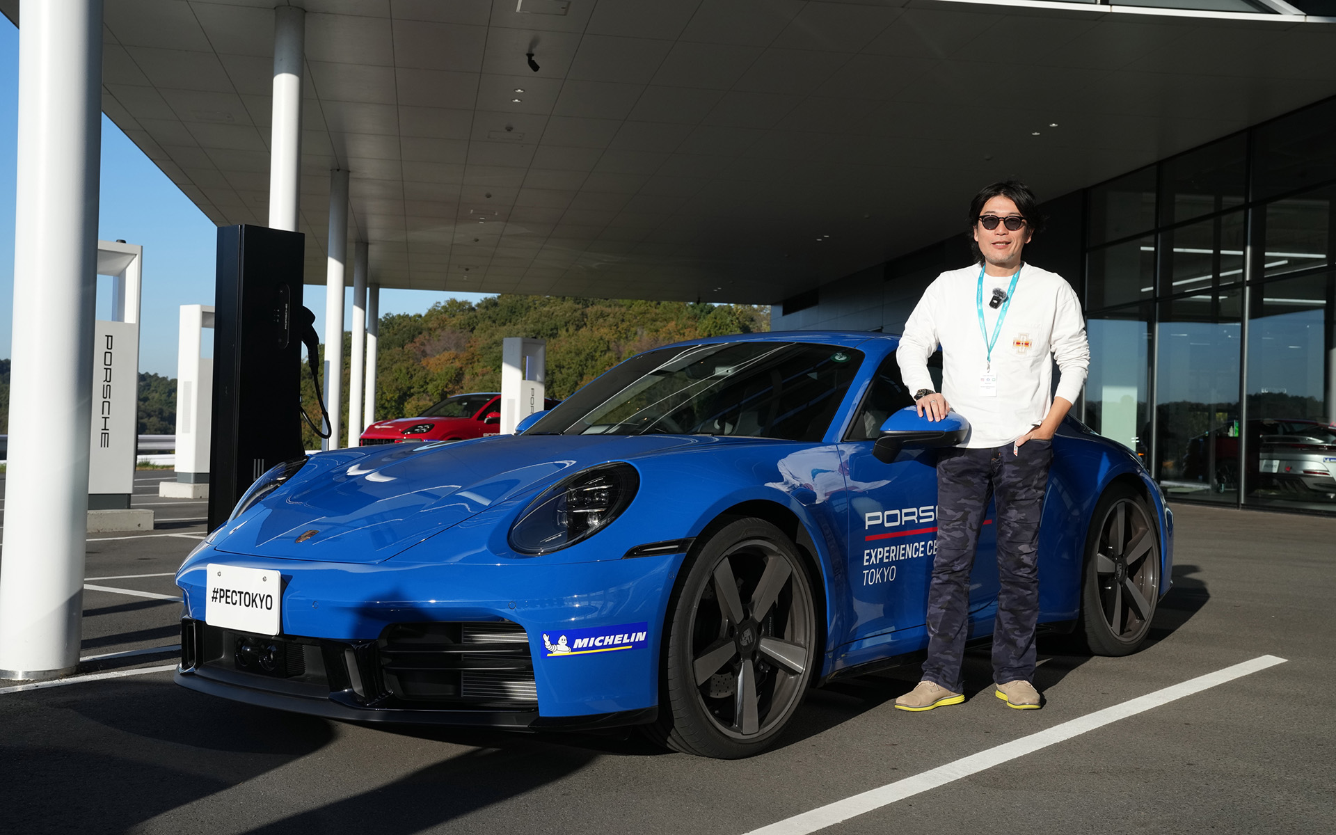 PEC東京で「911 Type992.2」「タイカン ターボ クロスツーリスモ」に乗ることができた