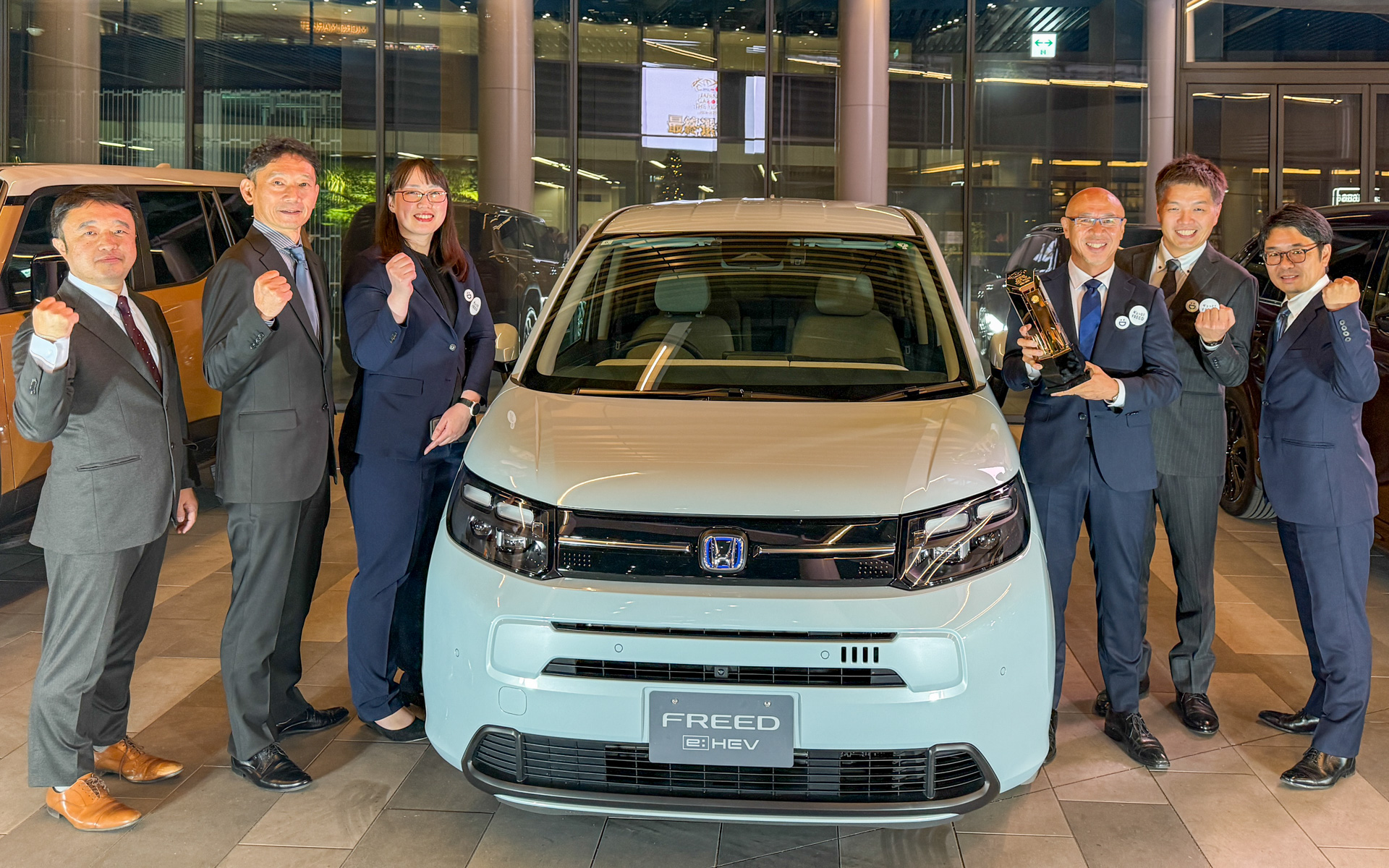 日本カー・オブ・ザ・イヤー2024-2025を受賞したホンダ「フリード」
