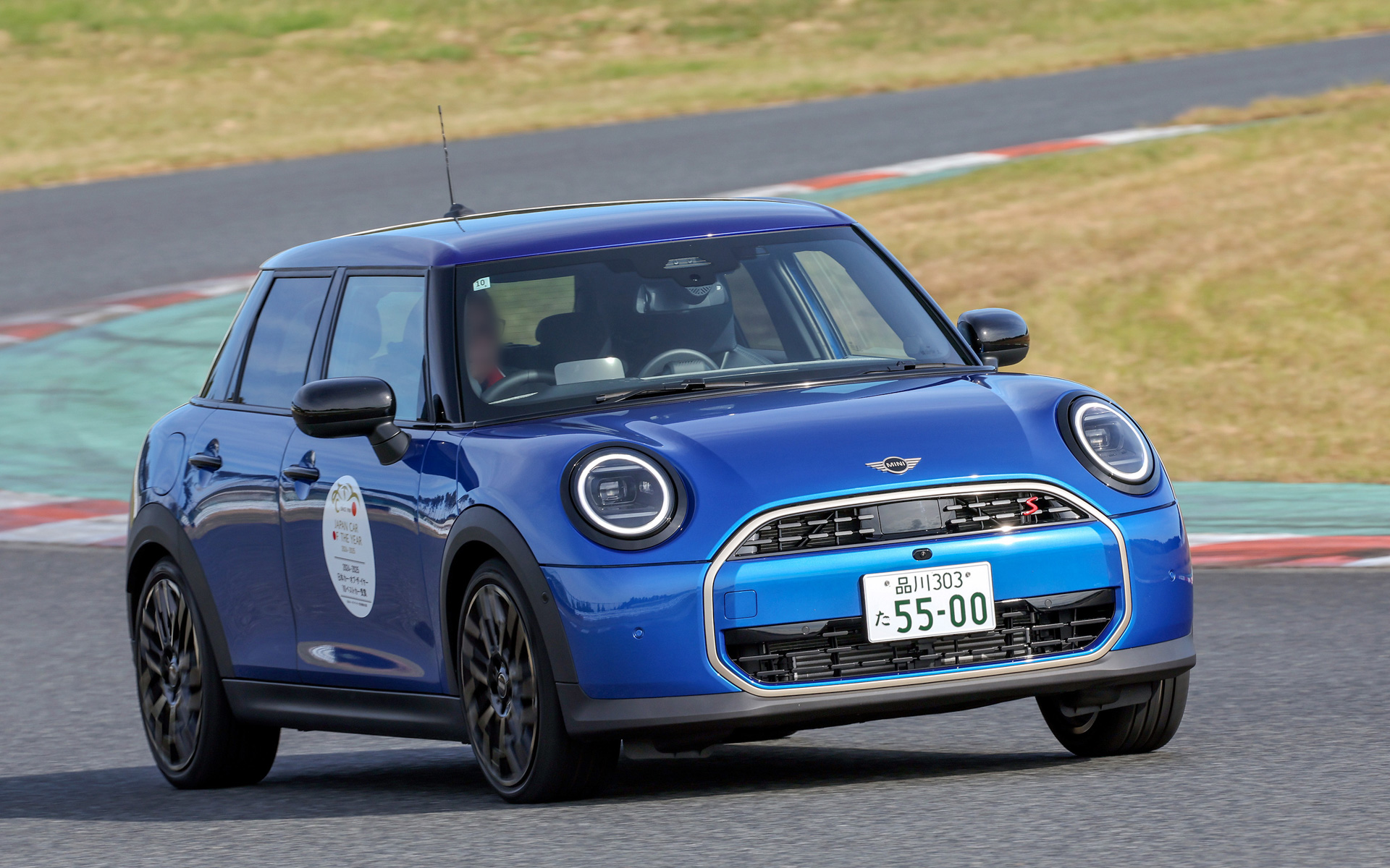 ビー・エム・ダブリュー株式会社：MINI「クーパー」