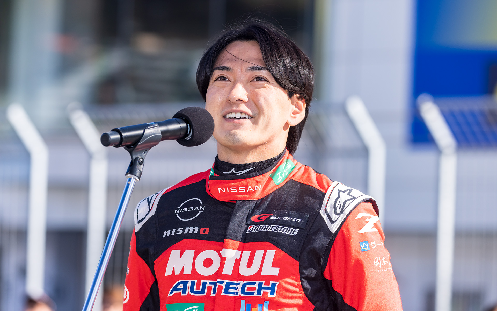 選手を代表してあいさつした千代勝正選手