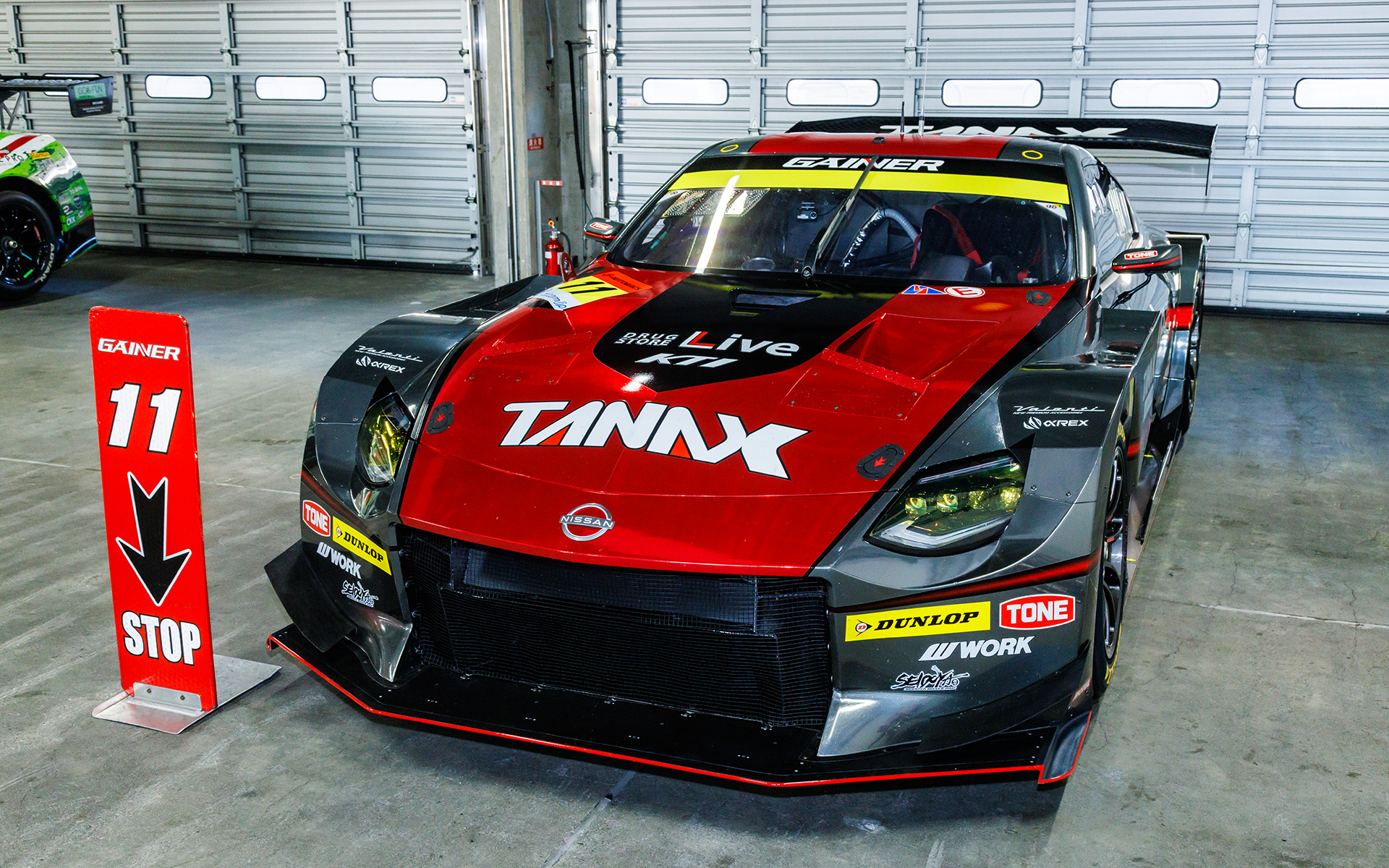 GAINER TANAX Z（2024 SUPER GT GT300）