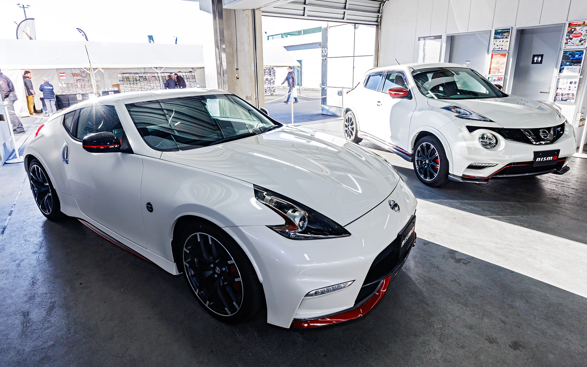 JUKE NISMO（F15）とFAIRLADY Z NISMO（Z34）