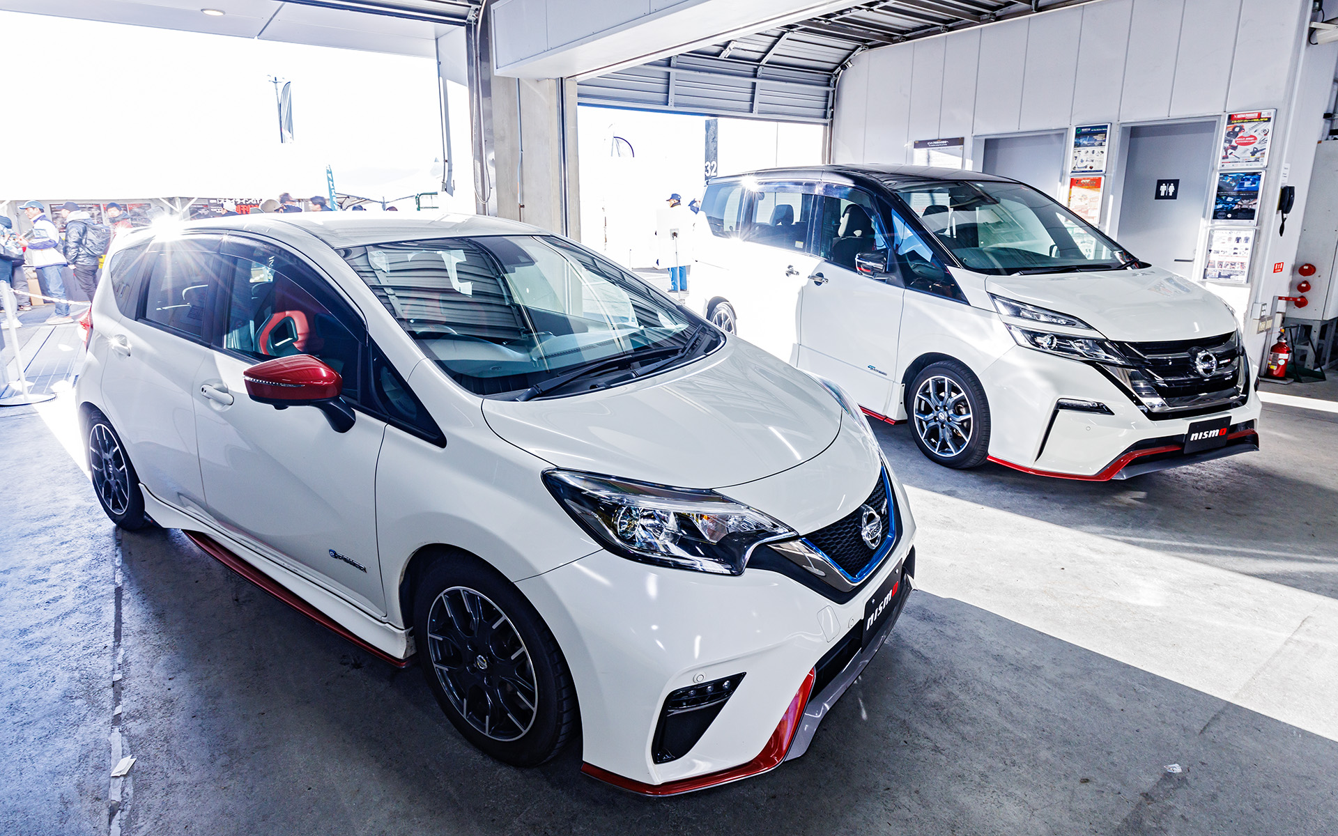 NOTE NISMO（E12）とSERENA NISMO（C27）